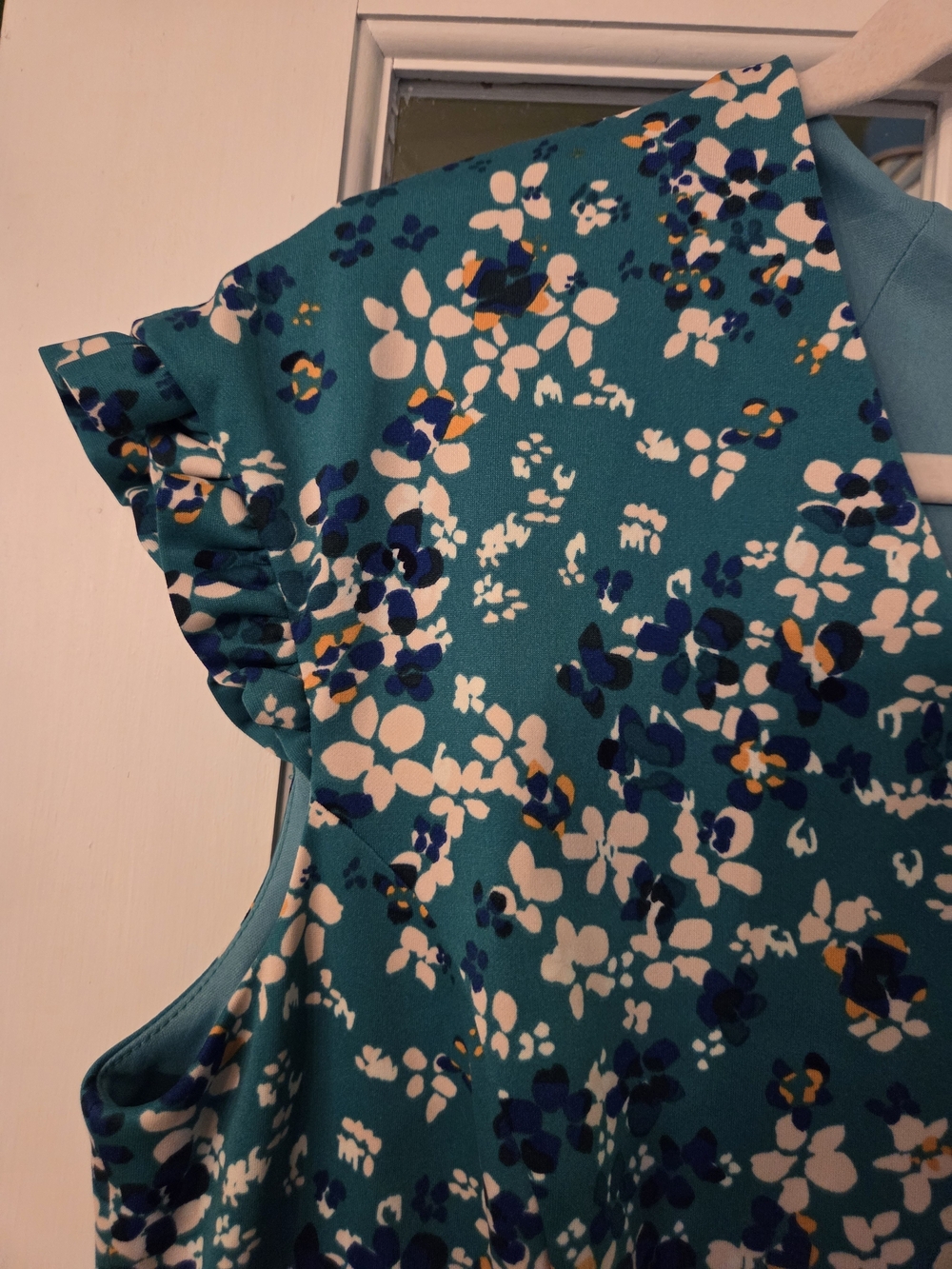 Maggy London Teal Floral V-Neck Midi Dress - Size 16 - Picture 9 of 9
